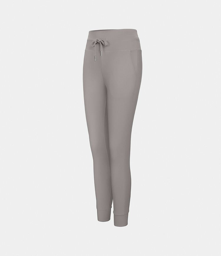 SoftlyZero ™ Airy Single -Gekleurde, klassieke joggingbroek in volledige lengte met een hoge taille