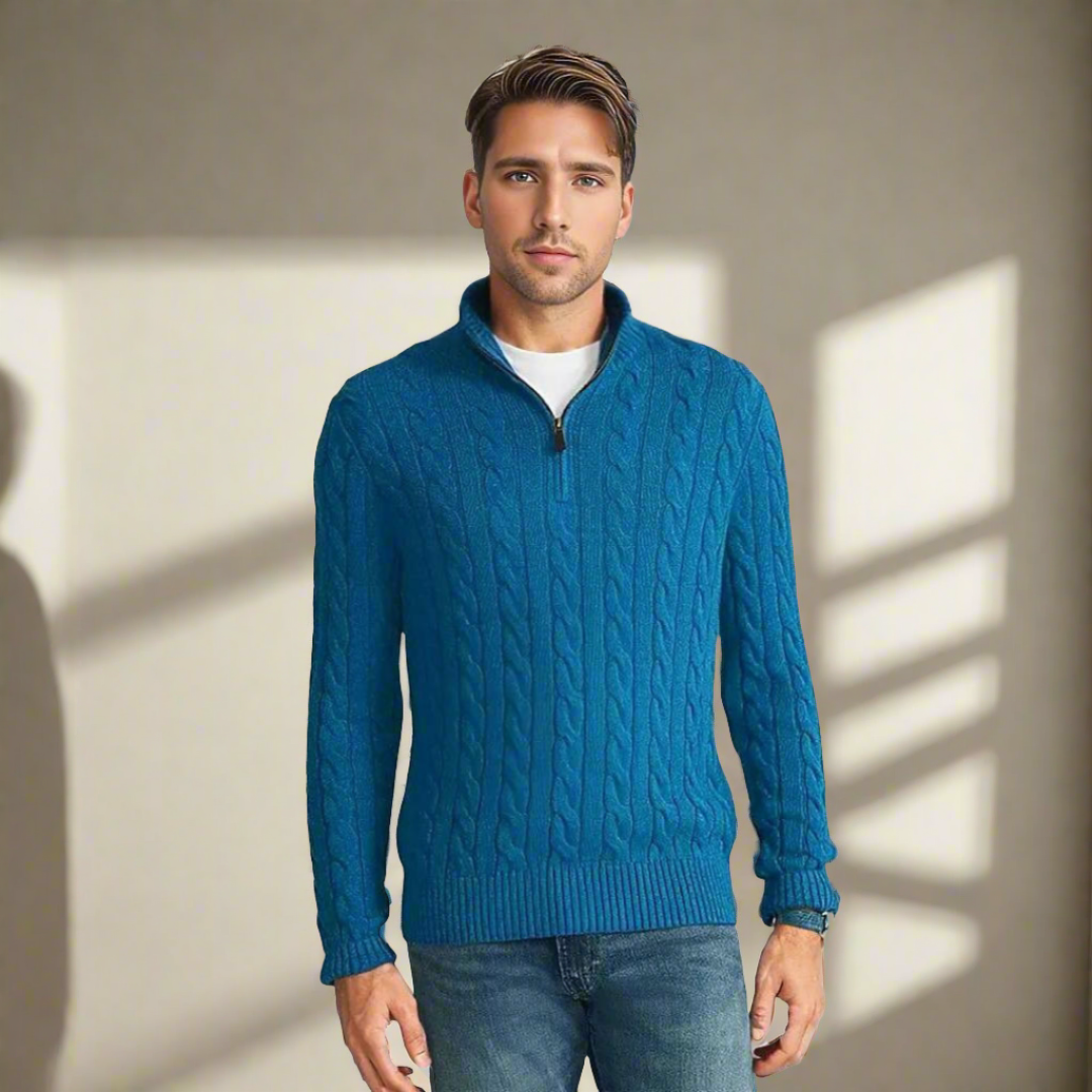 De NÉVO Zip Sweater is de perfecte mix van comfort en stijl