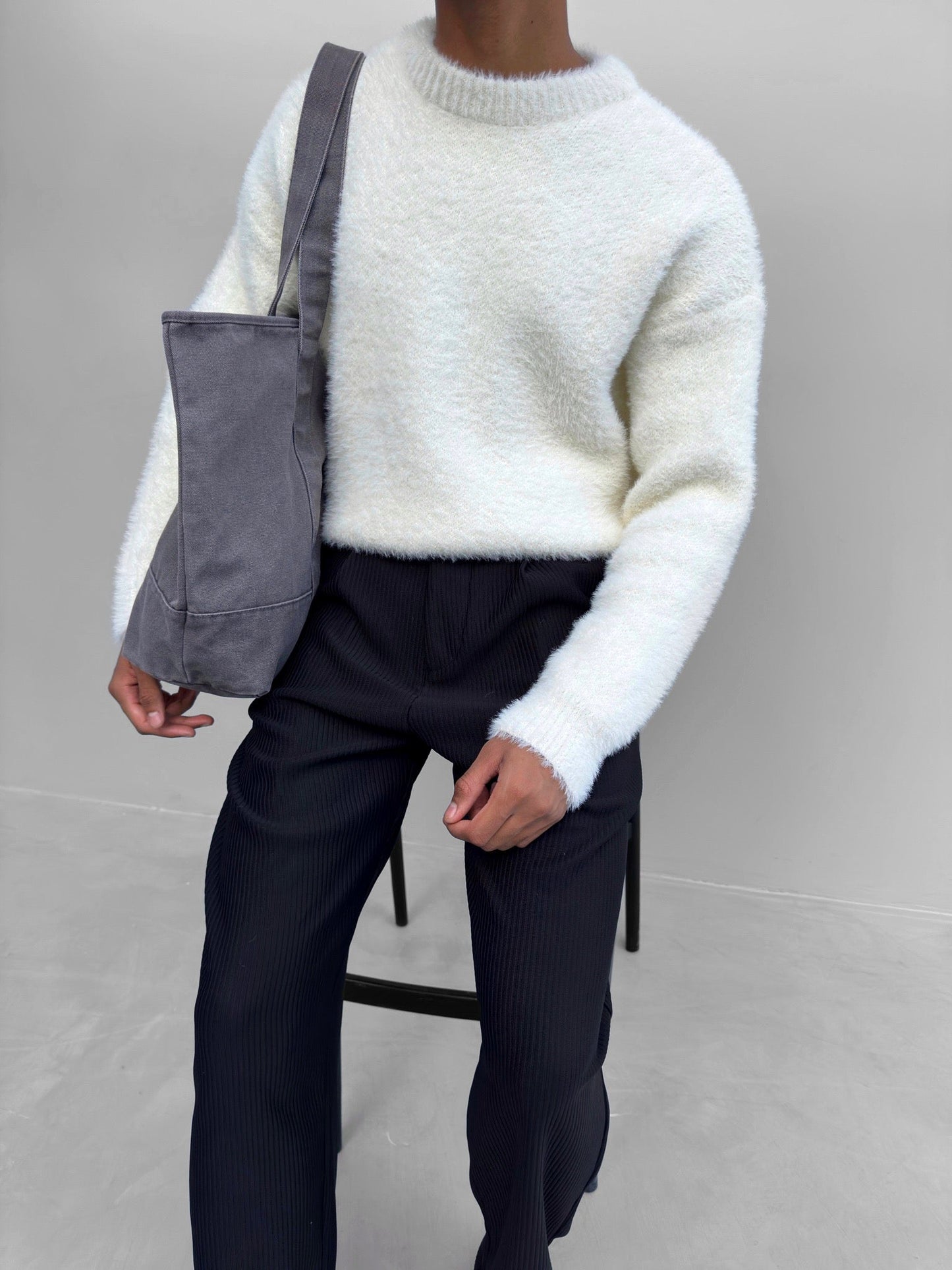 Oversize Fluffy Breat Sweater Ecru